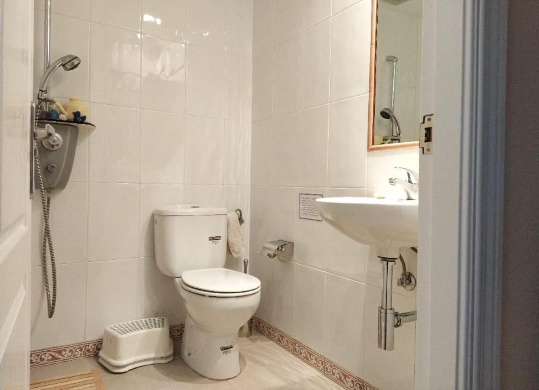 Apartamento Entrerios Barbastro Luaran gambar