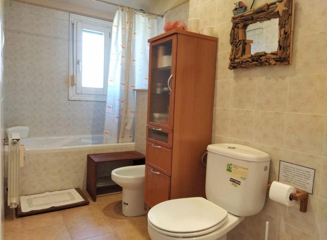 Apartamento Entrerios Barbastro Luaran gambar